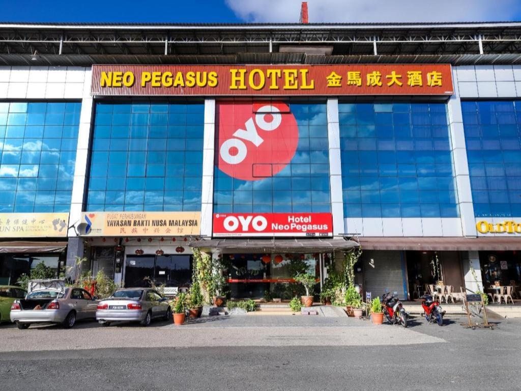 Super Oyo 1114 Neo Pegasus Hotel Segamat Bagian luar foto